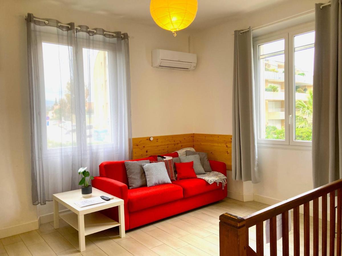 Blue Summer Vibes Duplex Studio For 4P, Ac, Sea View, Parking, Beach At 50M, Spa Access -3 라시오타 외부 사진
